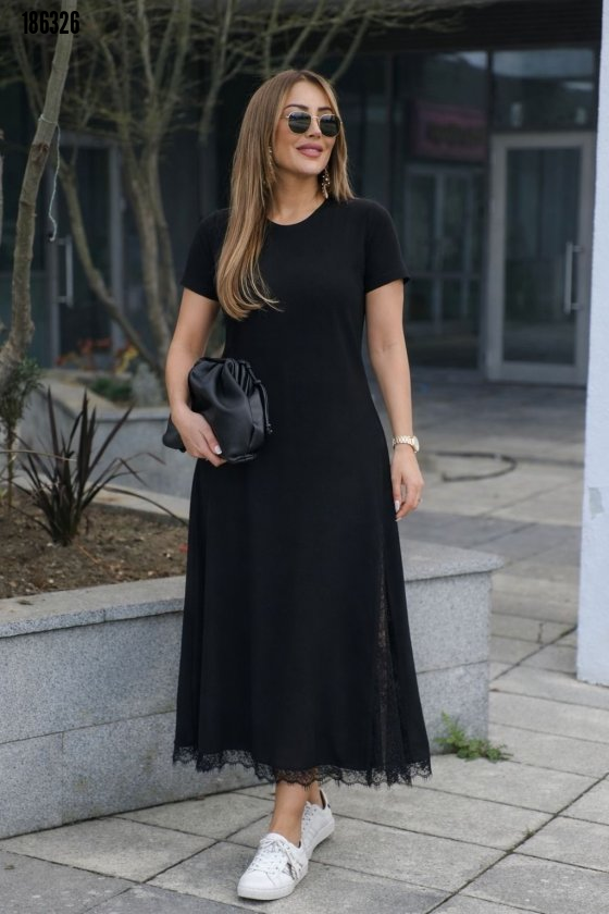 Kadın kısa kollu bisiklet yaka yandan yırtmaçlı dantel detaylı uzun viskon elbise
