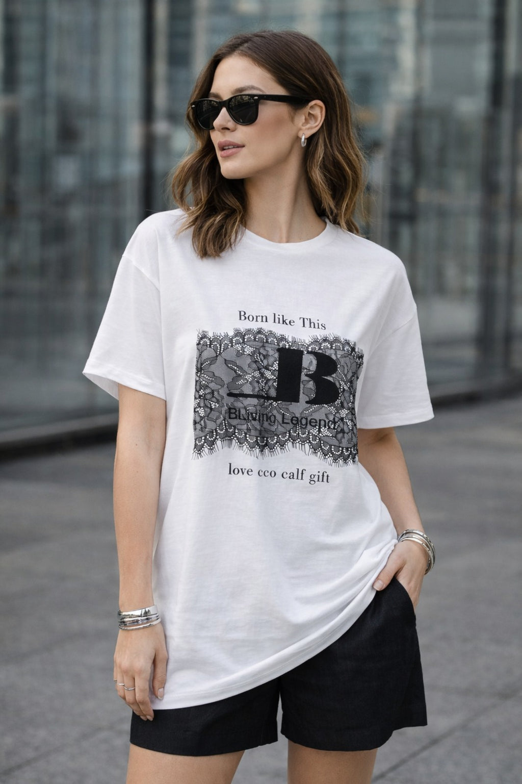 Kadın Baskılı Oversize T-Shirt – Born Like This Yazılı Pamuk Basic Tişört (Siyah / Beyaz / Lacivert / Yeşil / Gri / Kahverengi)