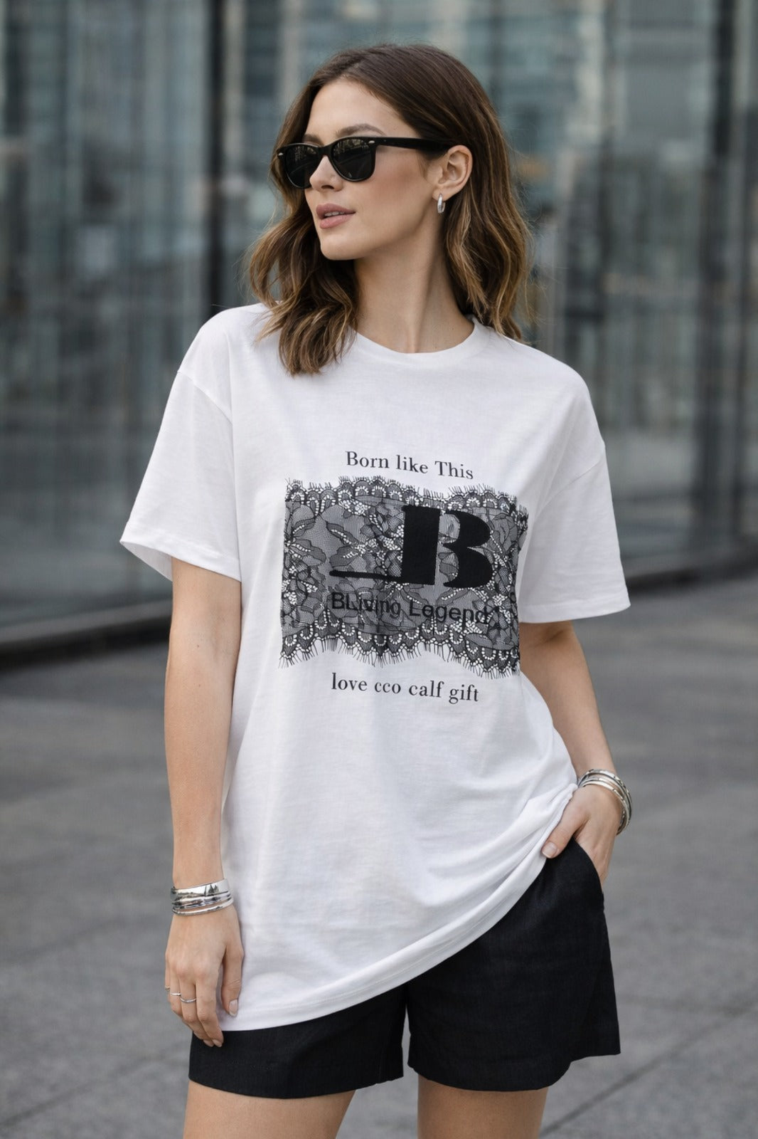 Kadın Baskılı Oversize T-Shirt – Born Like This Yazılı Pamuk Basic Tişört (Siyah / Beyaz / Lacivert / Yeşil / Gri / Kahverengi)